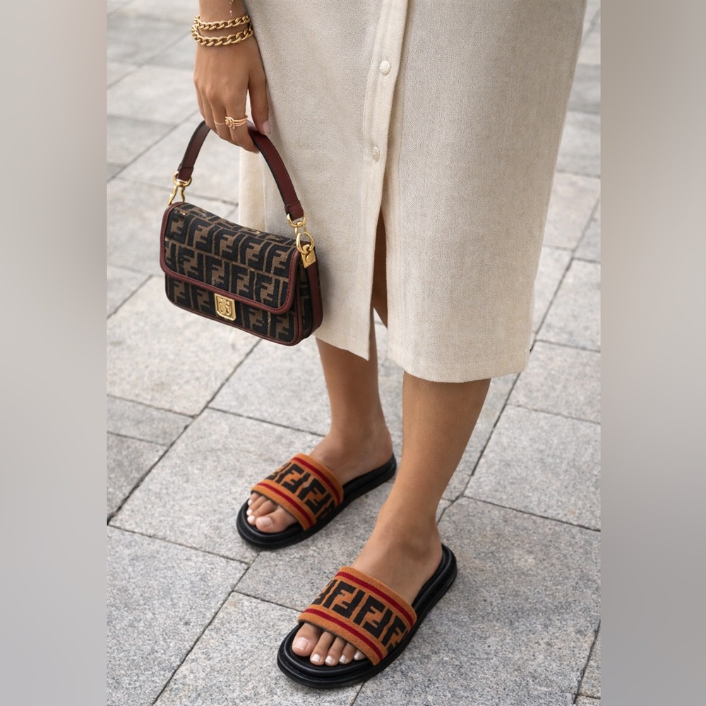 Fendi Black and Brown Monogram slides *Fendi bag not included*